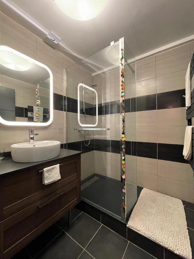 T2 De 40 M2 - Facile D'Acces, Lumineux Et Au Calme Apartment Saint-Genet-Lerpt Luaran gambar